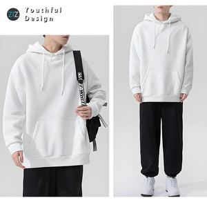 Mẫu áo hoodie trắng tiện dụng với túi lớn, cổ tay bo chun và mũ trùm cá tính, thiết kế phong cách casual thời trang Hàn Quốc