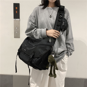 Túi quai chéo Nam Nữ thời trang, chống nước - Modern Casual Shoulder Pack - V2