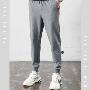 Quần Jogger Nam Nữ trơn - Sporty Medium Fit Jogger in Dark Grey