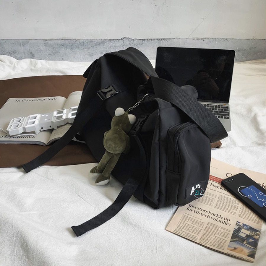Túi vải canvas đeo chéo Nam Nữ, chống nước - Leisure Shoulder Pocket - ZiZoou Store - Streetwear
