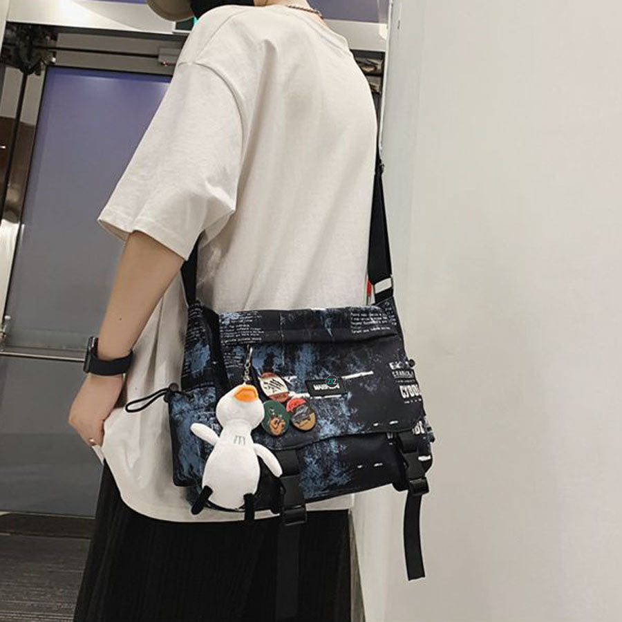 Túi vải đeo chéo Nam Nữ, chống nước - Youthful Art Messenger Pocket