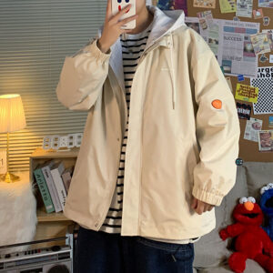 Áo khoác Jacket Nam Nữ cao cấp dáng rộng màu be nhạt, thiết kế phong cách trẻ trung mũ trùm kèm dây rút, vải dù chống gió