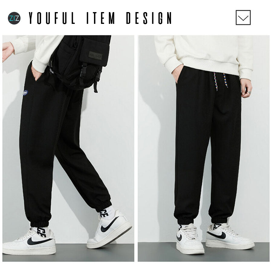 Quần nỉ thun trơn suông đơn giản, bo gấu ôm cổ chân, dễ phối đồ với áo thun, hoodie, sweater và sneaker, mặc đi học, dạo phố