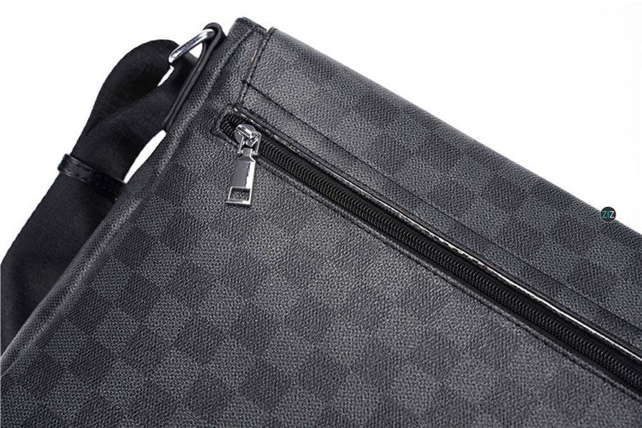 Túi caro xám thời thượng, khóa kéo mượt mà, dây đeo điều chỉnh dễ dàng, hoàn hảo cho công việc, chứa được laptop hoặc ipad